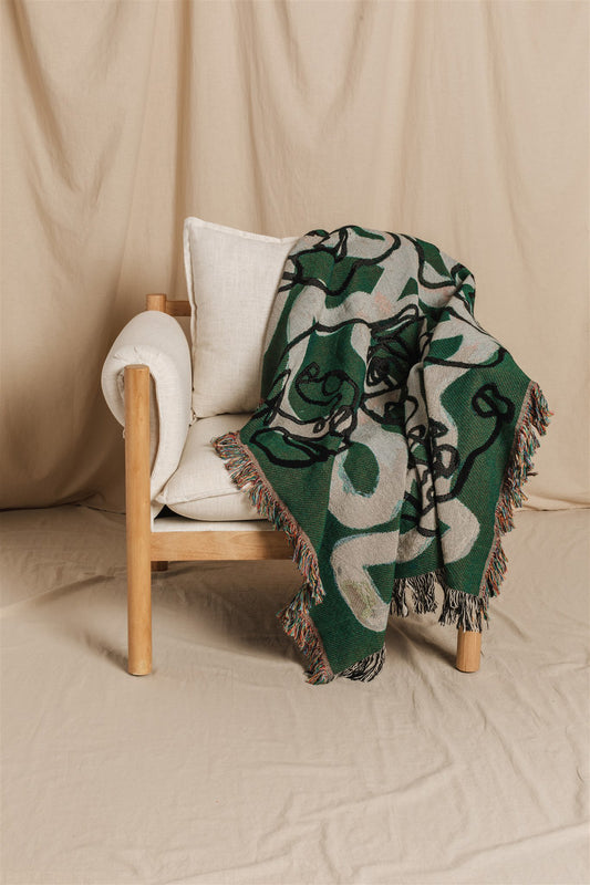 LA CARA GREEN Woven Throw Blanket